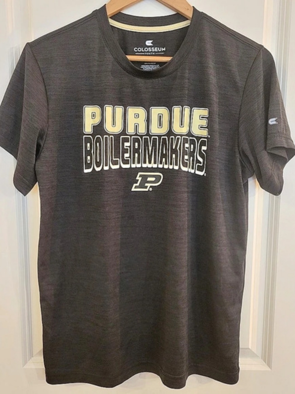 Colosseum Purdue Boilermakers Short Sleeve Tee Black Boys XL Like New